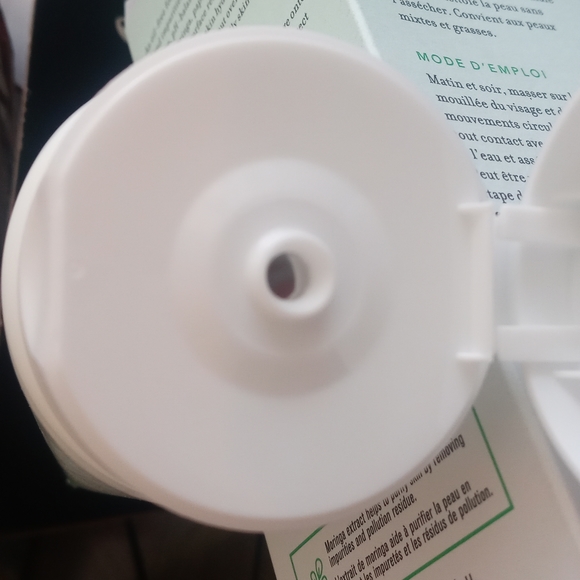 Farmacy Cleanser - Picture 5 of 5